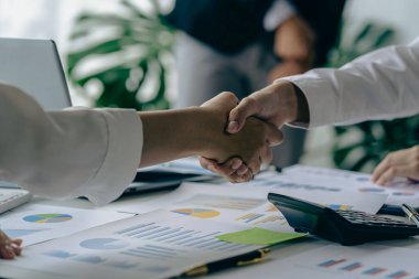 El sıkışma ya da iş birliği, iş anlaşması konsepti