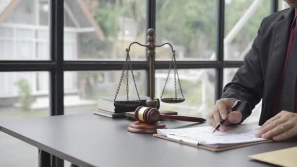 Lawyer Office Working Hammer Scales Justice Conceptual Idea Law Video — Stock Video