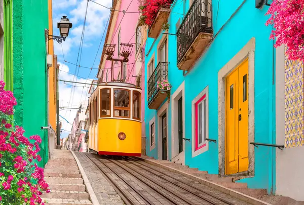 Lisbon Portugal Yellow Tram Colorful City Street Stockfoto