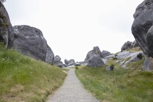 stock image Castle Hills is an extremely popular place for climbing and bouldering. There are a large number of bolted climbs within the reserve