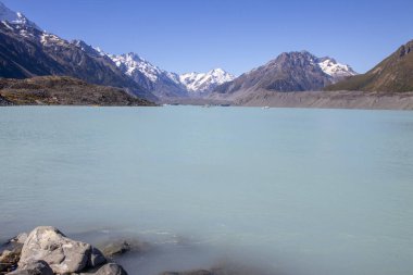 Tasman Gölü Aoraki Dağı Cook Ulusal Parkı 'nın en güzel yerlerinden biridir..