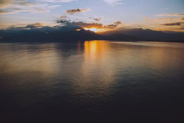 stock image Landscape of the Mediterranean sea with mountains in the distance during the sunset, Antalya, Turkey