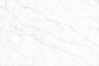 Yüksek çözünürlüklü beyaz gri mermer döşeme, iç dekorasyon için pırıl pırıl pırıl desenli doğal fayansların en üst görüntüsü..