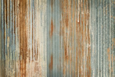 Eski çinko duvar dokusu arka plan, galvanize metal kaplama üzerinde paslı.