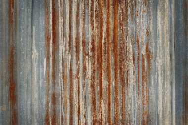 Eski çinko duvar dokusu arka plan, galvanize metal kaplama üzerinde paslı.