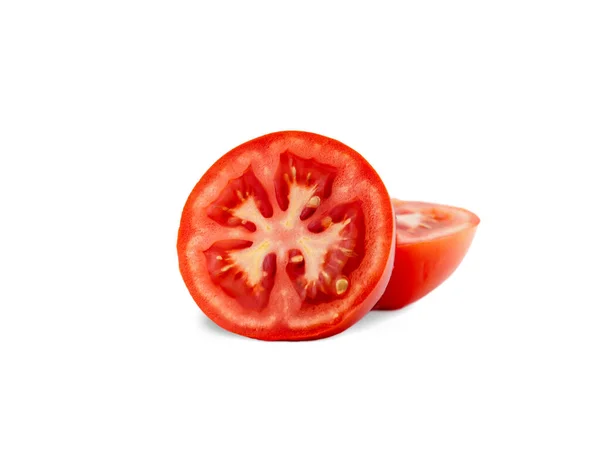Cortar Rebanar Tomates Rojos Frescos Aislados Sobre Fondo Blanco —  Fotos de Stock