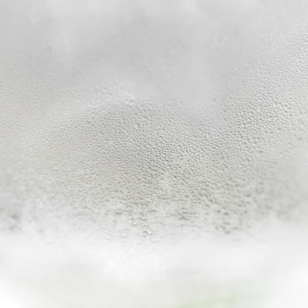 Vidro Misturado Com Gotas Água Gelada Close Bebida Refrescante Refrescante — Fotografia de Stock