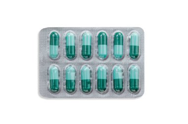 Beyaz arka planda izole edilmiş hapları ve kapsülleri olan kabarcıklar. Uyuşturucu için ambalaj.