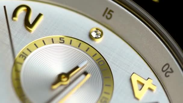 Luksusowy Złoty Chronograf Bliska Zegarek Ręczny Tykającą Ręką Sekund — Wideo stockowe