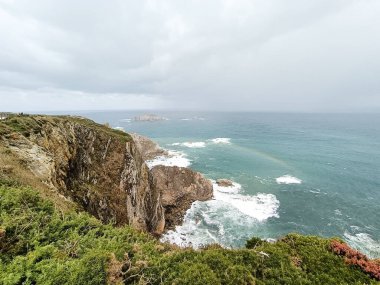 Penas Burnu 'nun kayalıkları, Asturias, İspanya. İspanyol kıyı şeridi manzarası