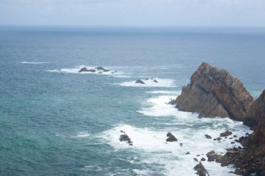 Penas Burnu 'nun kayalıkları, Asturias, İspanya. İspanyol kıyı şeridi manzarası