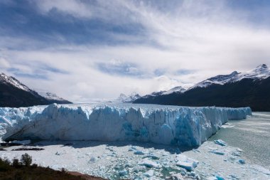 Perito Moreno buzulu manzarası, Patagonya manzarası, Arjantin. Patagonya simgesi