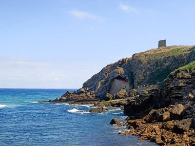 Santa Justa manzaralı inziva yeri, Cantabria bölgesi, İspanya. İspanyol simgesi