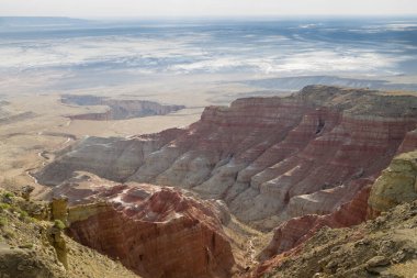 Mangystau bölgesi, Kokesem bölgesi, Kazakistan. Orta Asya Panoraması. Heykel kaya manzarası