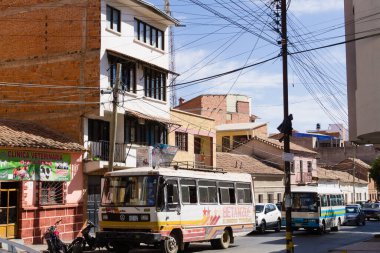 Sucre, Bolivya 'dan Kaotik Sokak, 07 Ağustos 2017. Varoşlarda. Bolivya kasabası