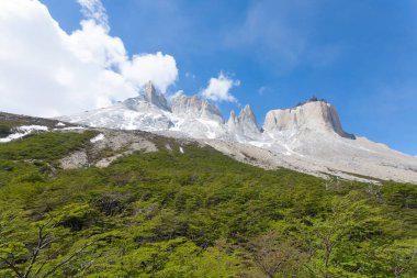 Britanya bakış açısından Fransız Vadisi manzarası, Torres del Paine Ulusal Parkı, Şili. Cuernos del Paine. Şili Patagonya