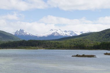 Lapataia Körfezi manzarası, Tierra del Fuego Ulusal Parkı, Arjantin. Arjantin simgesi