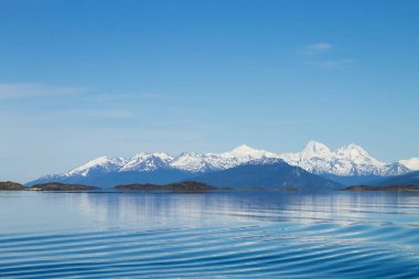 Beagle Kanalı 'nda seyrüsefer, Arjantin manzarası. Tierra del Fuego