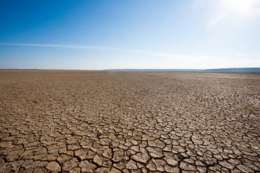 Mangystau çölünde, Kazakistan 'ın ıssız manzarası. Orta Asya simgesi