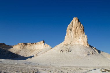 Bozzhira Vadisi, Kazakistan 'da şaşırtıcı kaya zirveleri. Orta Asya simgesi