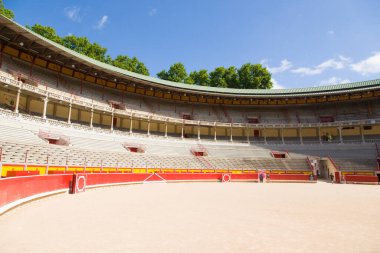 Plaza de Toros de Pamplona manzaralı. Boğaların koşusunun bitiş noktası, San Fermin Festivali. Pampeluna, İspanya