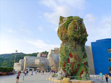 Guggenheim Müzesi Bilbao, İspanya. Modern sanat