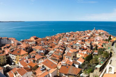 Piran Ortaçağ havacılık manzarası, Slovenya. Istria dönüm noktası