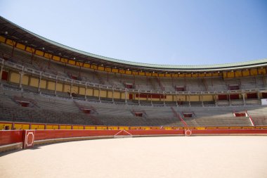 Plaza de Toros de Pamplona manzaralı. Boğaların koşusunun bitiş noktası, San Fermin Festivali. Pampeluna, İspanya