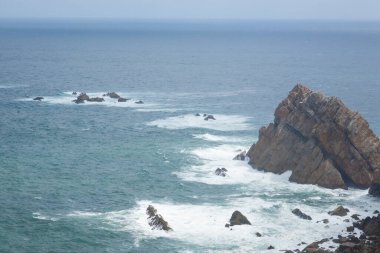 Penas Burnu 'nun kayalıkları, Asturias, İspanya. İspanyol kıyı şeridi manzarası
