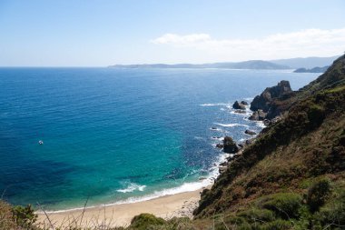 Toksik bakış açısı, Galiçya, İspanya. İspanyol kıyı şeridi manzarası