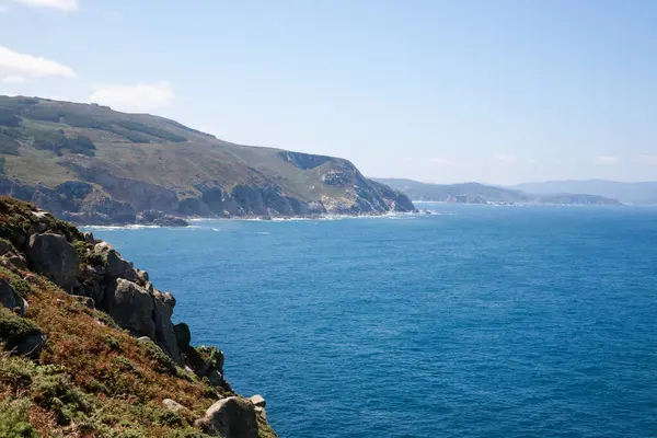 Bares kıyı şeridi, Galiçya, İspanya. İspanya 'nın en kuzey noktası