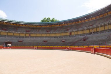 Plaza de Toros de Pamplona manzaralı. Boğaların koşusunun bitiş noktası, San Fermin Festivali. Pampeluna, İspanya