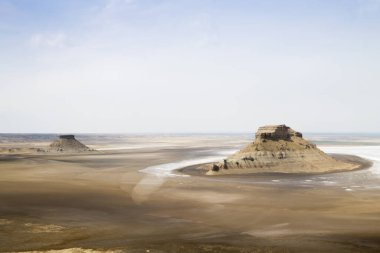 Mangystau bölgesi, Karyn Zharyk depresyonu, Kazakistan. Orta Asya manzarası