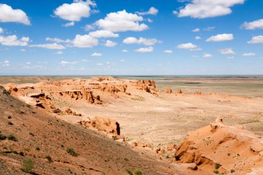 Flaming Cliffs kayalıkları, Moğolistan. Gobi çöl bölgesi.