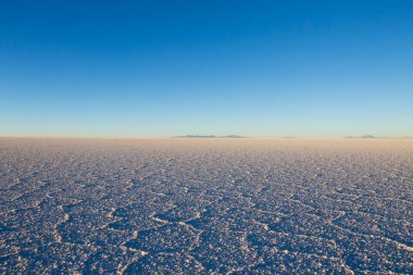Salar de Uyuni, Bolivya. Dünyadaki en büyük tuz düzlüğü. Bolivya manzarası