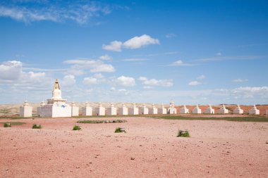 Sajn ve Budist manastırı, Gobi bölgesi, Moğolistan dönüm noktası. Khamariin Khiid Manastırı