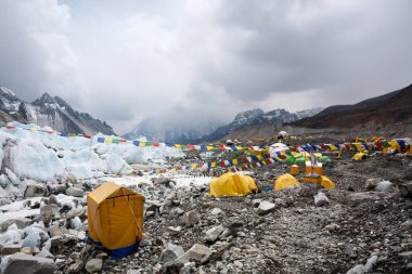 Everest ana kamp manzarası, Nepal. Khumbu buzulu