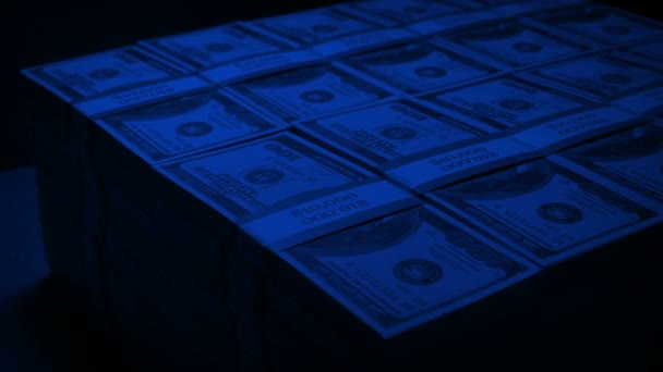 Εκατομμύρια Δολάρια Μπλοκ Των Χρημάτων Στο Σκοτεινό Δωμάτιο — Αρχείο Βίντεο