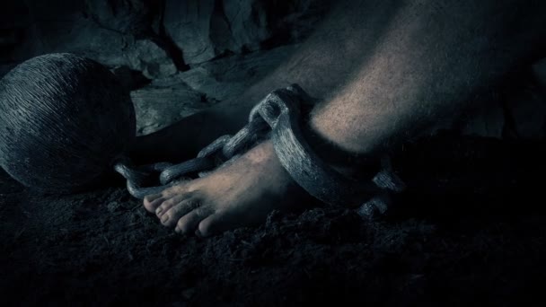 Man Chains Medieval Prison — Vídeo de Stock