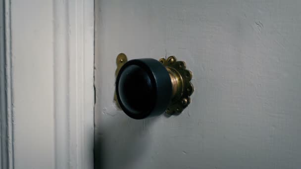 Door Opens Closes Closeup — Video Stock