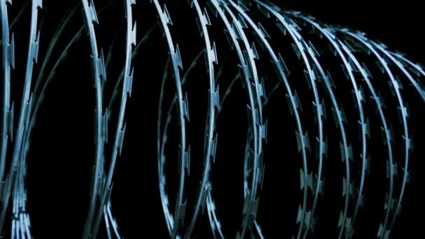 Stora Rullar Razor Wire Närbild — Stockvideo