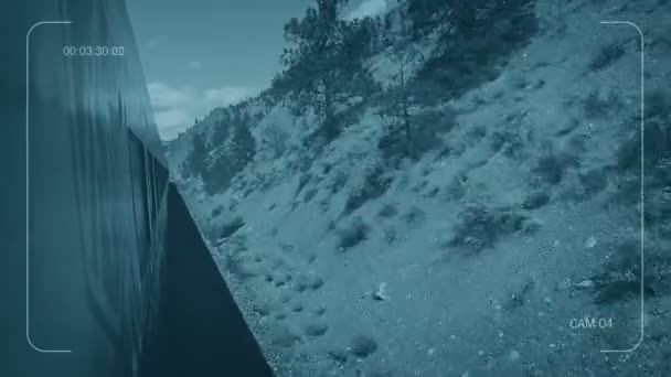 Trenin Yan Tarafında Kamera Var Tepenin Yamacından Geçiyor — Stok video