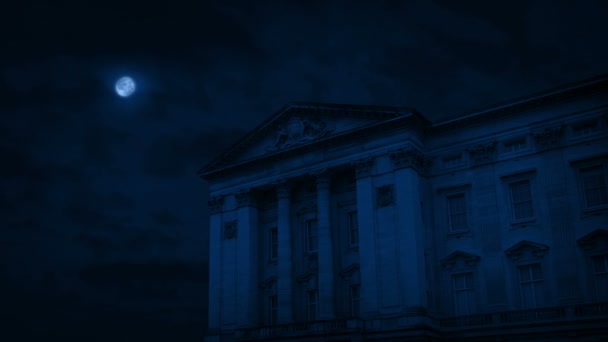 Mansão Noite Com Lua Cheia Acima — Vídeo de Stock