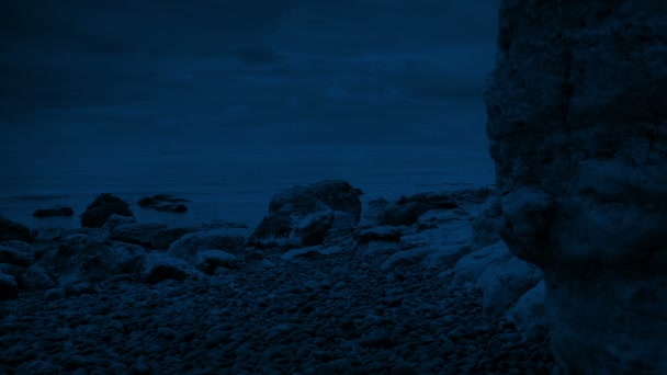 Gece Rocky Sahili Köşesi — Stok video