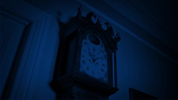 Grandfather Clock Wall Night — Stock video