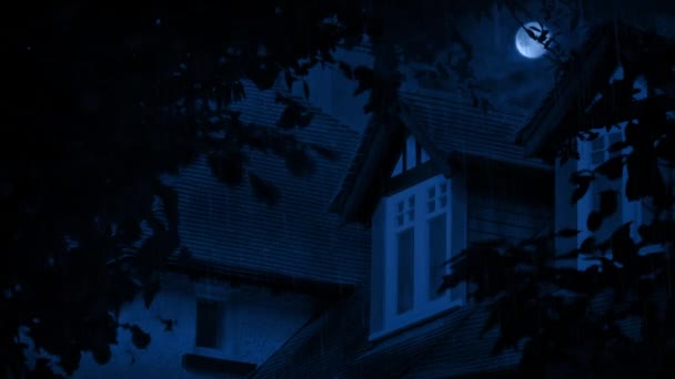 Blixten Väcker Någon Huset Stormig Natt — Stockvideo
