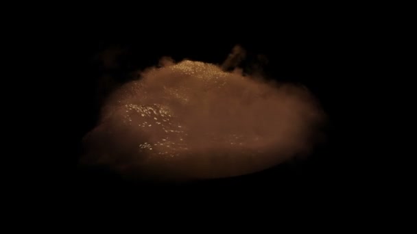 发泡的褐色废物在黑色上分离 — 图库视频影像
