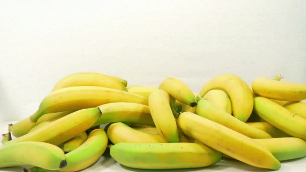 香蕉堆成大堆 — 图库视频影像