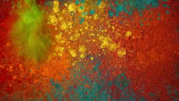 Разноцветные Порошковые Брызги Создающие Яркую Смесь Цветов — стоковое видео