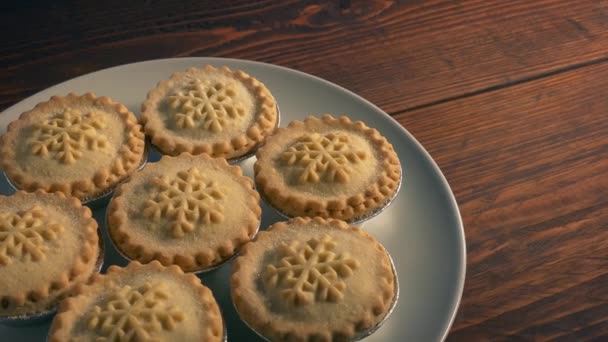 Passing Plate Mince Pies Festive Dessert — Stock Video